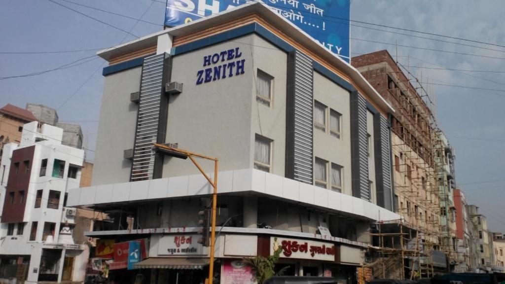 Hotel Zenith Surat Exterior photo